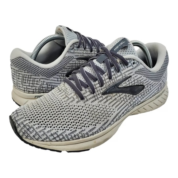 Brooks Brothers Shoes - BROOKS Shoes REVEL 3 Women's Size 11 Gray Running Sneaker